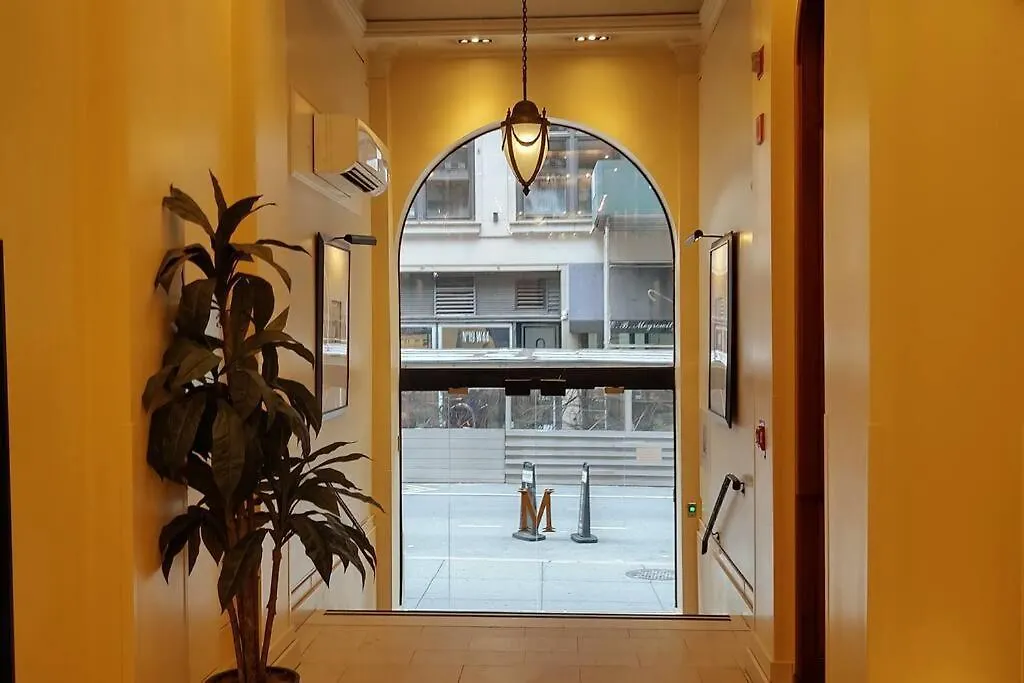 Apartment Hotel-Studio @ The Mansfield Midtown New York
