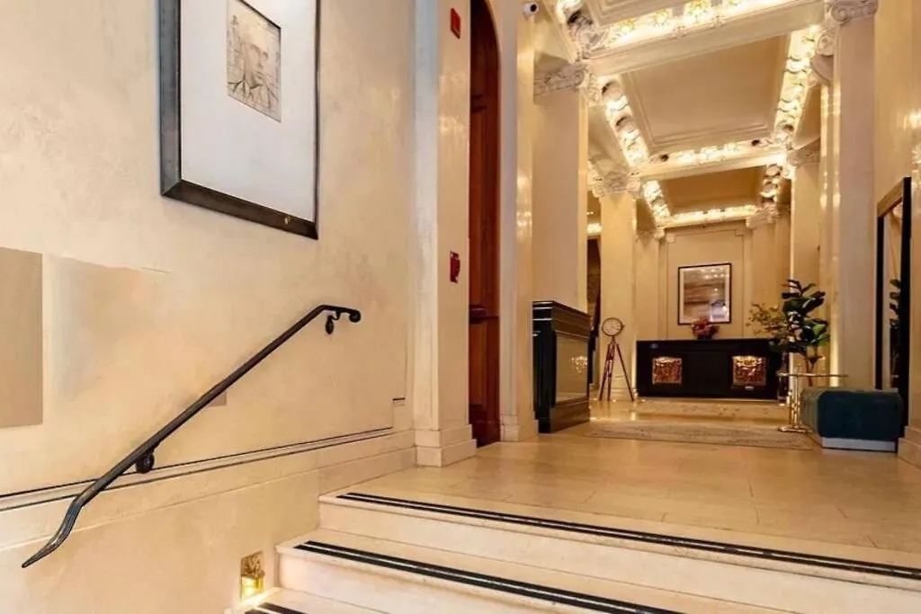 Hotel-Studio @ The Mansfield Midtown New York
